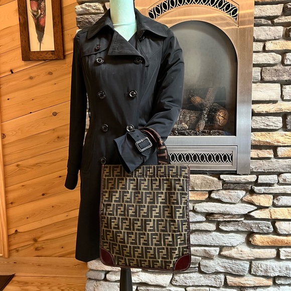 FENDI Vintage Tote Bag - Picture 14 of 15